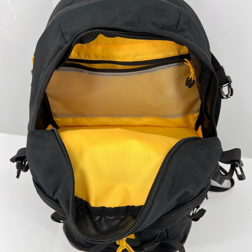 Mountainsmith Borealis AT All Weather Camera Backpack Black Travel w/ Rain Cover